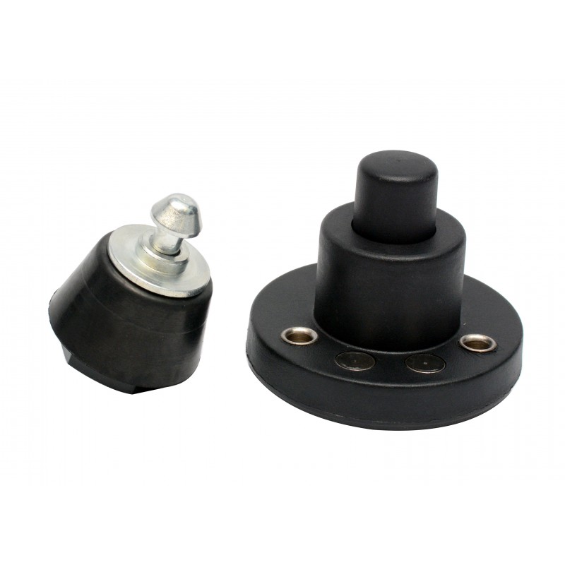 ЗАМОК, УДЕРЖИВАЮЩИЙ ДВЕРЬ ОТКРЫТОЙ