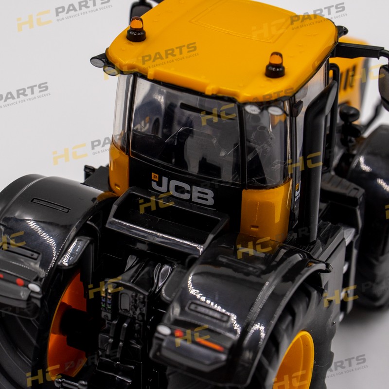 JCB Model - FASTRAC 8330 BRITAINS