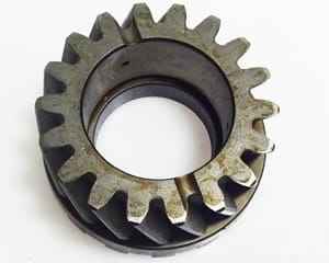 04314677 шестерня