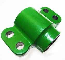 RE62205 кронштейн подвески