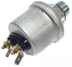 01182841 датчик давления масла