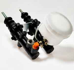 3810587m95 / С главный тормозной насос