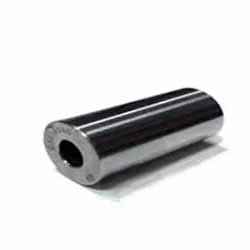 3934046 Поршневой Палец