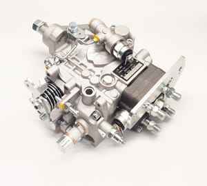 504215214 топливный насос