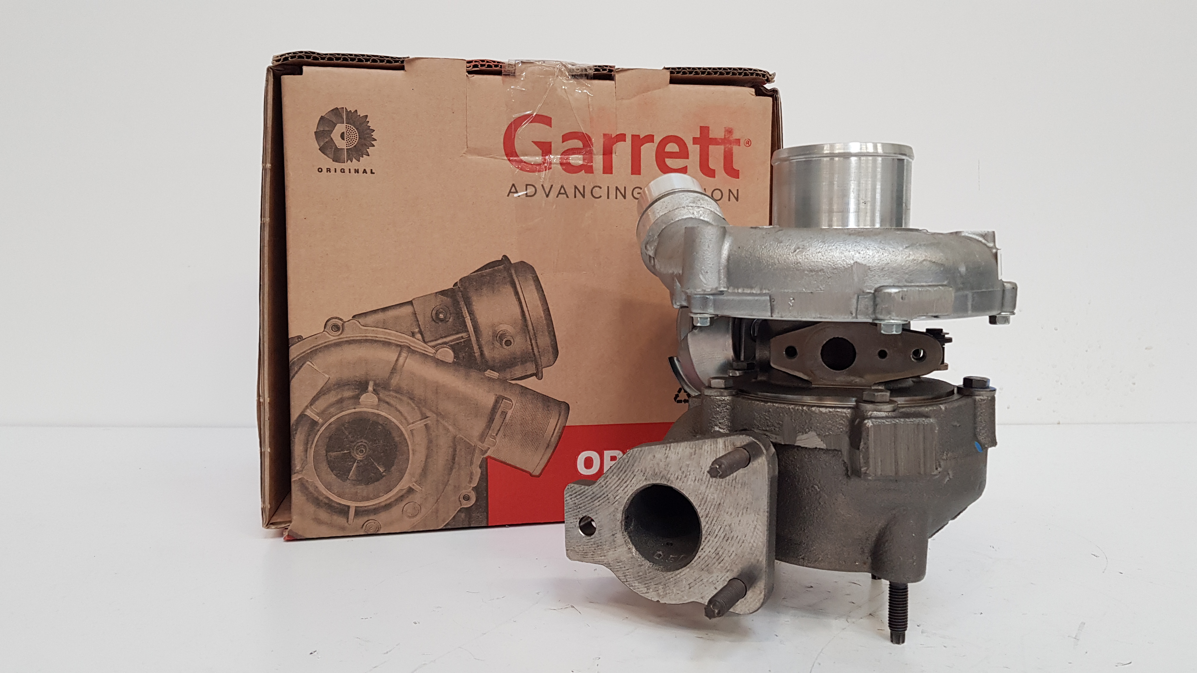Турбокомпрессор GARRETT