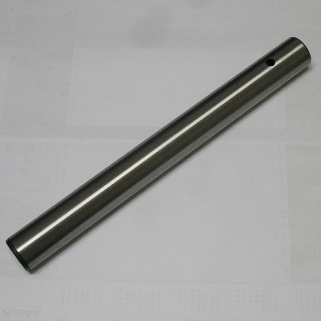 Штифт переднего моста Fermec 860 / 2004