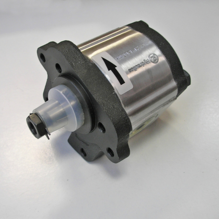 Помпа Fermec 860
