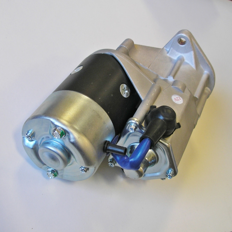 Стартер с коробкой передач CASE / 12V