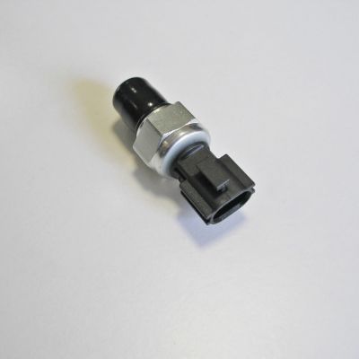 Датчик давления масла Hitachi 130-140-160-210