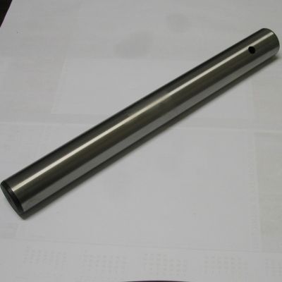 Штифт переднего моста Fermec 860 / 2004 г.
