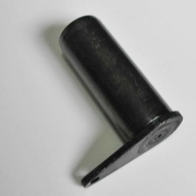 Штифт задней бабки-Нижний Fermec 860