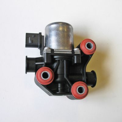 Водяной клапан CAT 428f2 / OEM